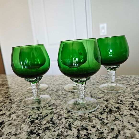 Vintage Emerald Green Liquor Glasses Set Of 5 Clear Stem 5 Inches Tall EUC - Picture 1 of 8